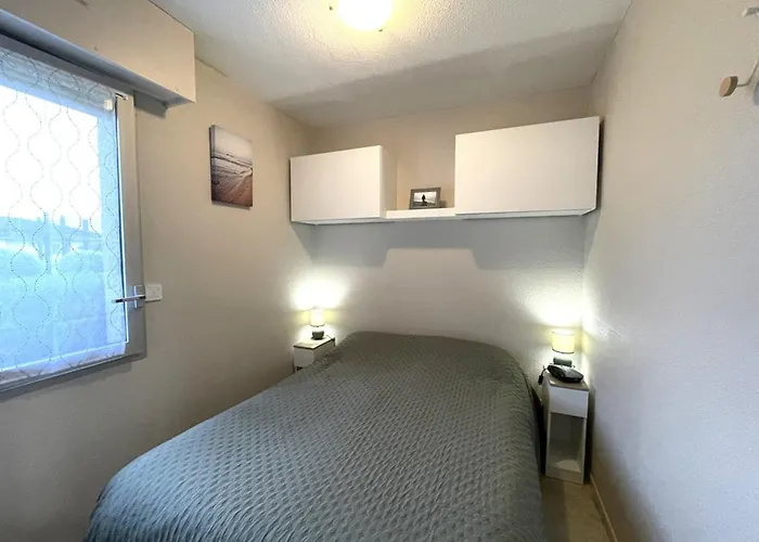Lejlighed T2 A 50m Du Avec Piscine Et Parking - Fr-1-379-173